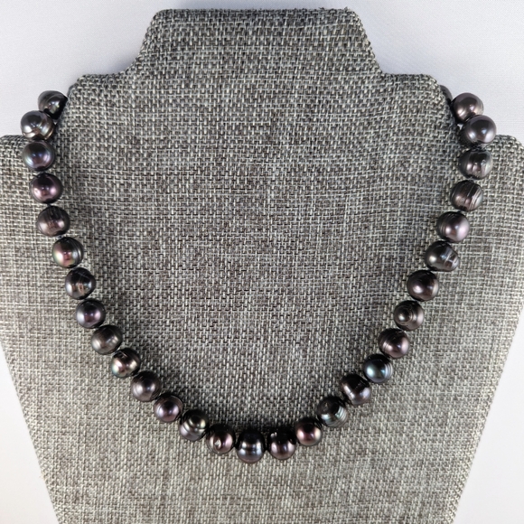 REAL 10-11mm Bordeaux Black Pearl Necklace - Picture 10 of 11